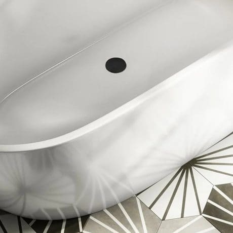 Freestanding Dome Bath Waste Black